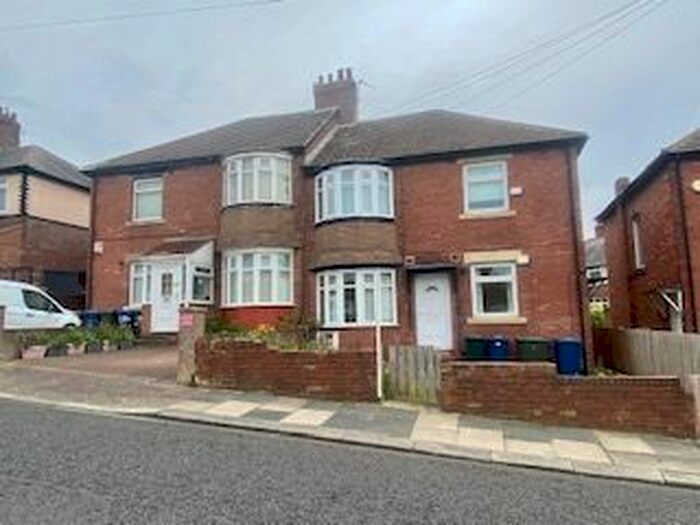 2 Bedroom Flat To Rent In Tantobie Road, Newcastle Upon Tyne, NE15