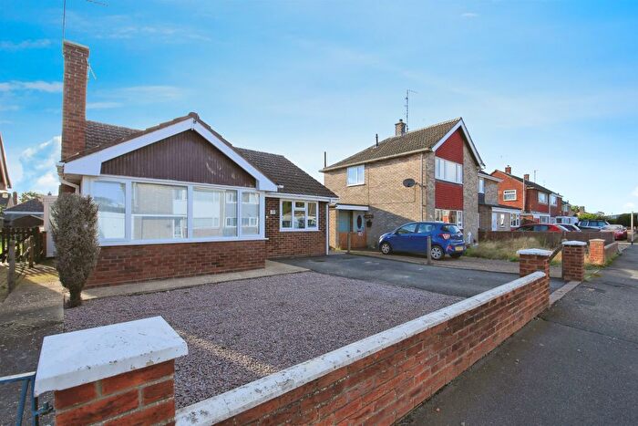 2 Bedroom Detached Bungalow For Sale In Fennell Road, Pinchbeck, Spalding, PE11