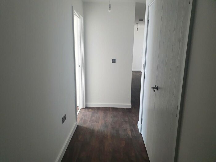 2 Bedroom Apartment To Rent In Moseley Gardens, Moseley Street, Digbeth, B12