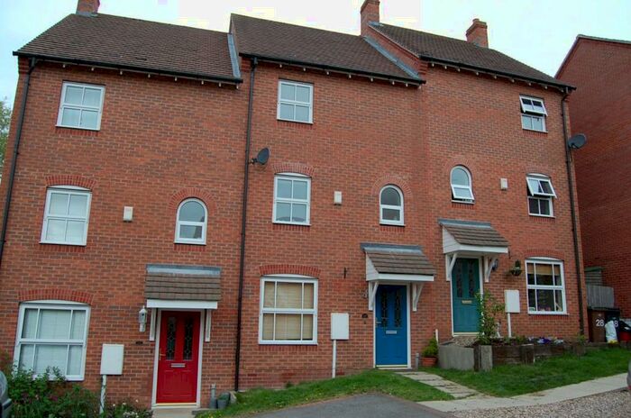 3 Bedroom Town House To Rent In Eastfields, Braunston, Northampton, NN11