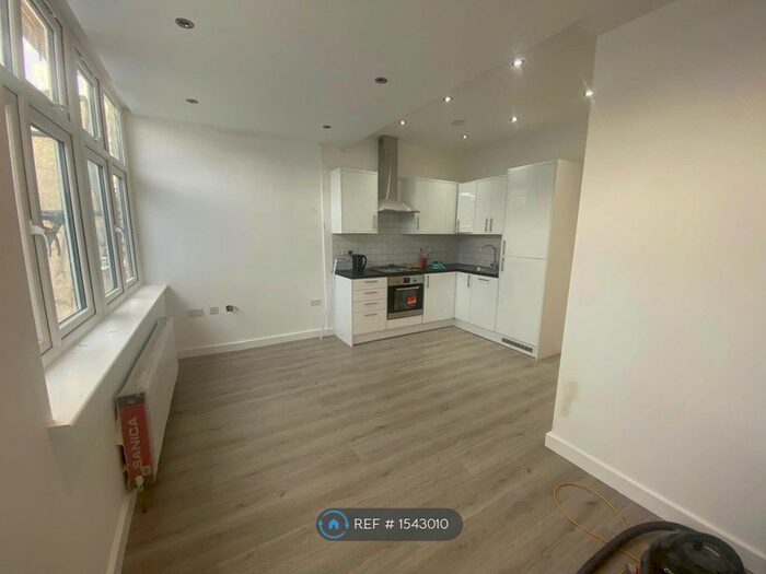2 Bedroom Flat To Rent In Moray Road, London, N4