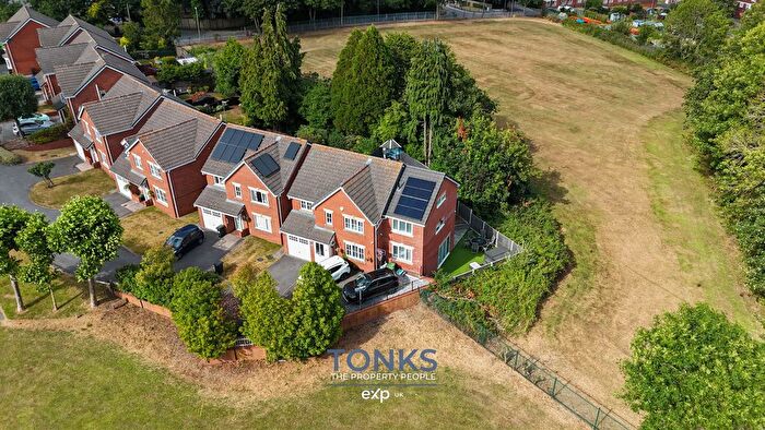 5 Bedroom Detached House For Sale In Cavalier Drive, Halesowen, B63