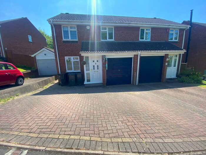 3 Bedroom House To Rent In Lisures Drive, Sutton Coldfield, B76