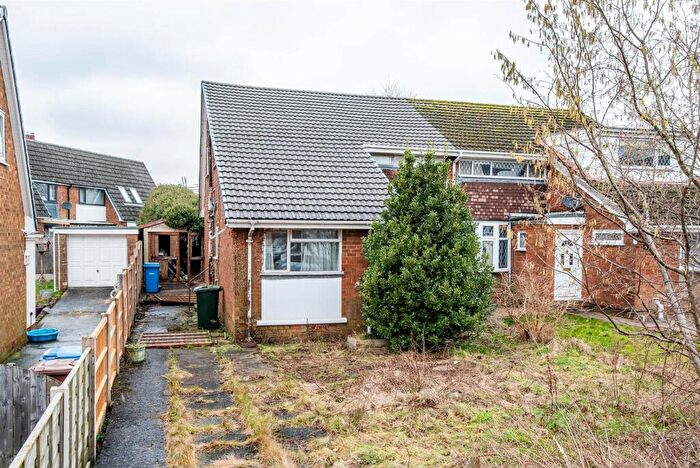 3 Bedroom Semi-Detached House For Sale In Manor Road, Clayton-Le-Woods, Chorley, PR6