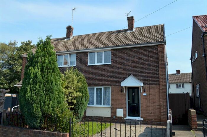 2 Bedroom Semi-Detached House To Rent In Woodside, Castleford WF10