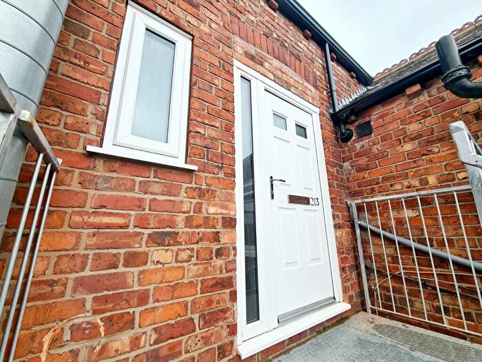 3 Bedroom Duplex To Rent In Stockport Road, Stockport, Greater Manchester, SK3