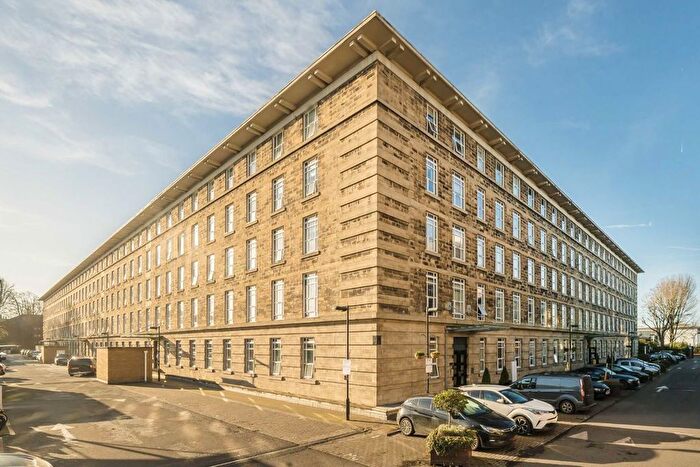 1 Bedroom Flat To Rent In Bromyard Avenue, Acton, W3