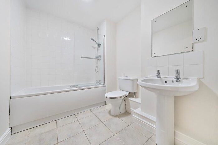 2 Bedroom Apartment To Rent In Rackham Place, North Oxford, OX2