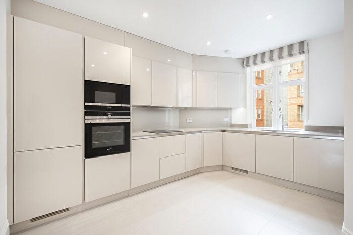 1 Bedroom Flat To Rent In Hans Road, London, SW3