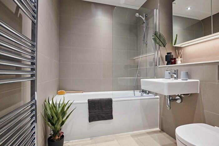 1 Bedroom Apartment To Rent In Enigma Square, Milton Keynes Milton Keynes, MK9