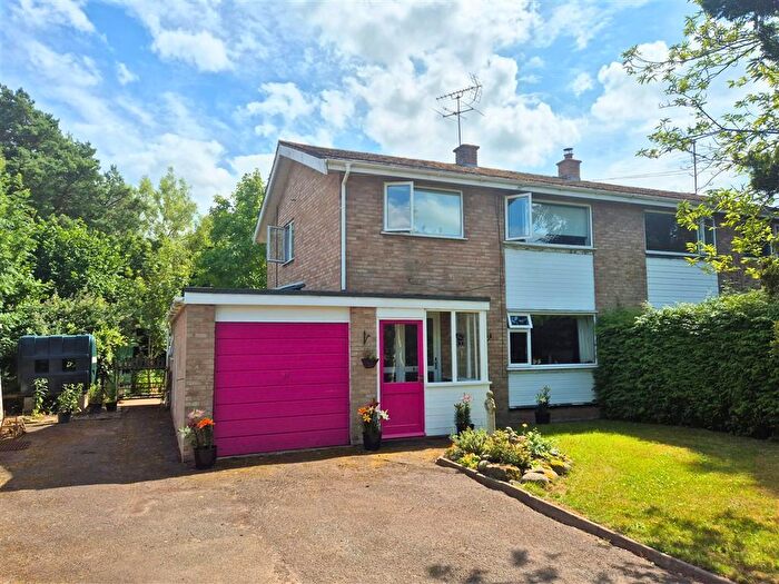 3 Bedroom Semi-Detached House For Sale In Townsend Park, Luston, Leominster, Herefordshire, HR6