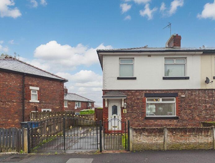 3 Bedroom Semi Detached House For Sale In Grange Road, Worsley, Manchester, M28