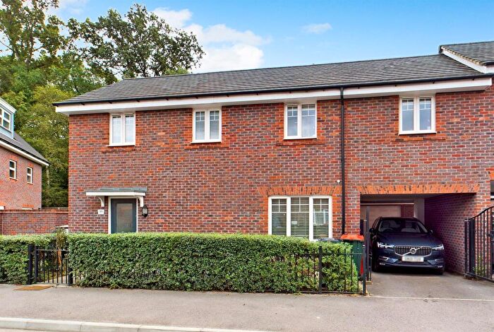4 Bedroom Semi-Detached House To Rent In Somerley Drive, Forgewood, RH10