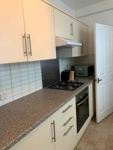 3 Bedroom Terraced House To Rent In Stansted Road, Southsea, PO5