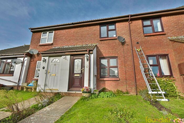 2 Bedroom Terraced House For Sale In School Place, Bexhill-On-Sea, TN40