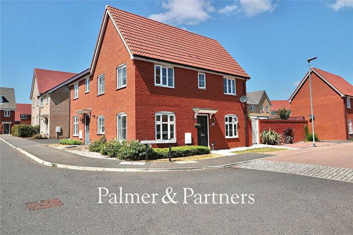 3 Bedroom Semi Detached House For Sale In Chantry Park View, Sproughton, Suffolk, IP8