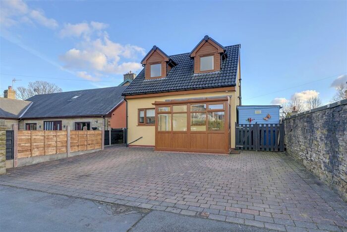 1 Bedroom Detached House To Rent In Ryefield Avenue West, Haslingden, Rossendale, BB4