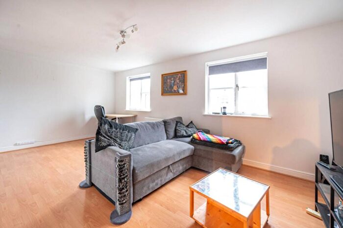 2 Bedroom Flat For Sale In Otter Close, Stratford, London, E15