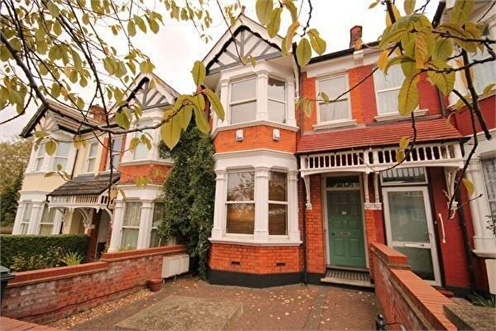 2 Bedroom Flat To Rent In Chambers Lane, Willesden Green, NW10