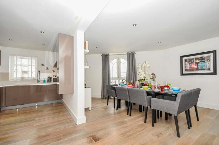 2 Bedroom Flat To Rent In Portside, Brighton Marina Village, BN2