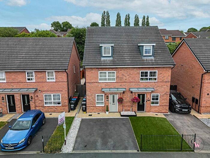 4 Bedroom Semi-Detached House For Sale In Violet Grove, Northwich, CW8