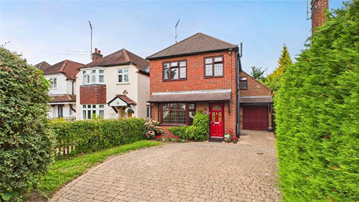 4 Bedroom Detached House For Sale In Horsell, Surrey, GU21