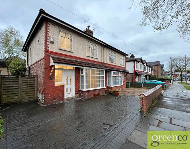 3 Bedroom Semi-Detached House To Rent In Bury Road, Radcliffe, Bury, M26