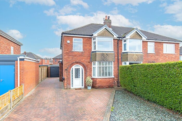 3 Bedroom Semi Detached House For Sale In Highland Avenue, Penwortham, PR1
