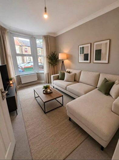 3 Bedroom Terraced House To Rent In Sutton Court Road, London, E13