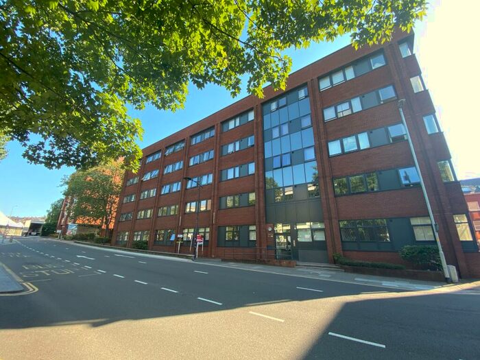 1 Bedroom Flat To Rent In Farnsby Street, Town Centre, Swindon, SN1