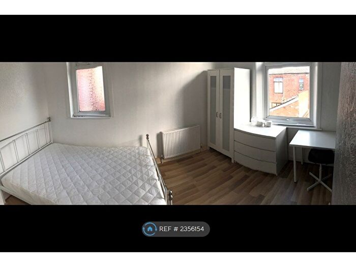5 Bedroom Terraced House To Rent In Liverpool Street, Salford, M5