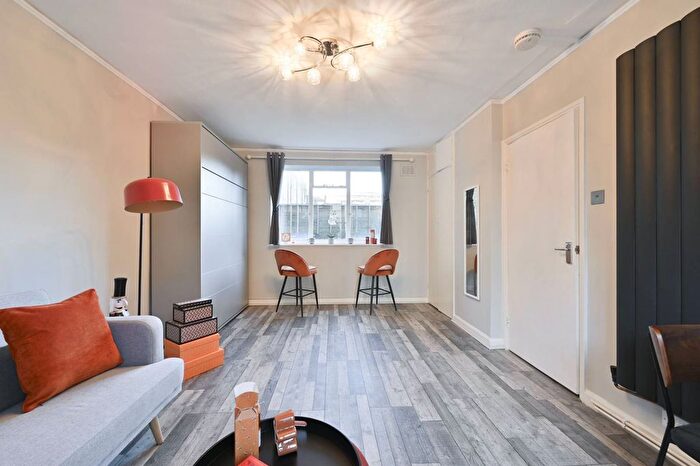 Studio To Rent In Gloucester Place, Regent's Park, London, NW1