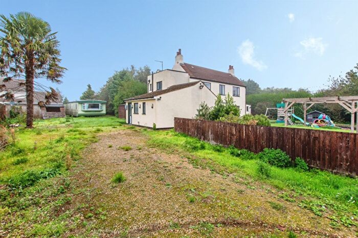 3 Bedroom Semi-Detached House For Sale In River Road, West Walton, Wisbech, PE14