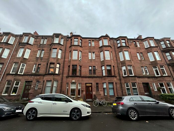 1 Bedroom Flat To Rent In Kennoway Drive, Thornwood, G11