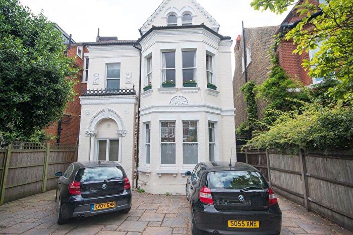 1 Bedroom Flat To Rent In Trinity Road, London, SW18
