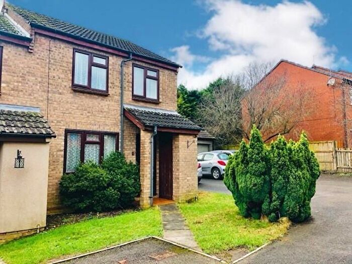 3 Bedroom House To Rent In Larkrise, GL11