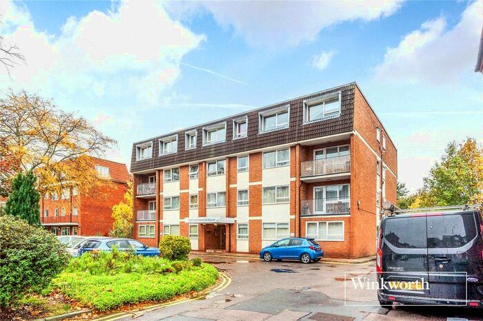 2 Bedroom Flat To Rent In Northumberland House, Ballards Lane, Finchley, London, N3