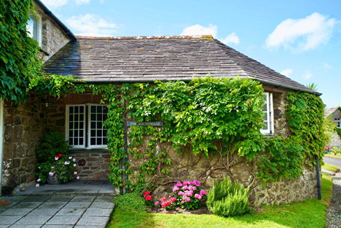 1 Bedroom Cottage For Sale In Chapel Amble, PL27