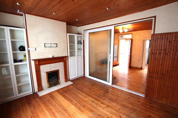 2 Bedroom House To Rent In Halefield Road, Tottenham, London, N17