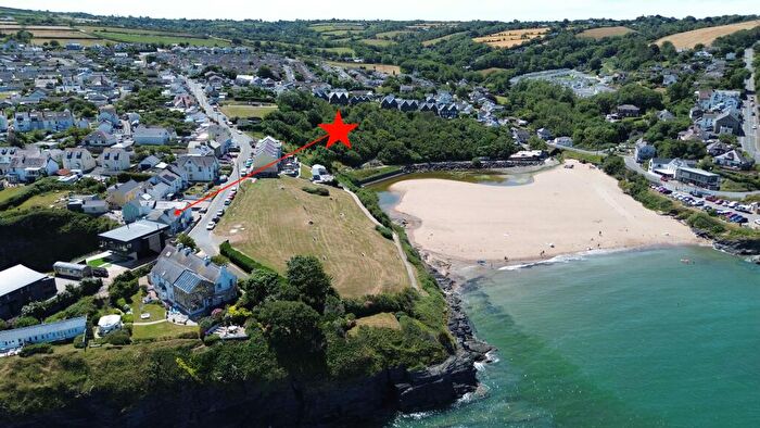 3 Bedroom Cottage For Sale In Aberporth, Cardigan, SA43