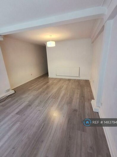 2 Bedroom Flat To Rent In Hayfield Road, Birmingham, B13