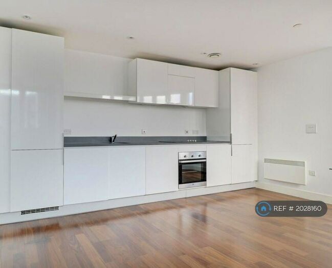 2 Bedroom Flat To Rent In Metropolitan House, Birmingham, B16