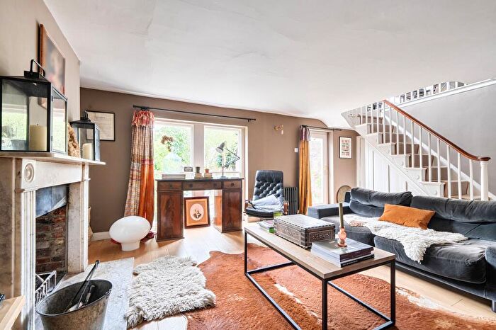 3 Bedroom Semi-Detached House For Sale In The Square, Westbourne, PO10