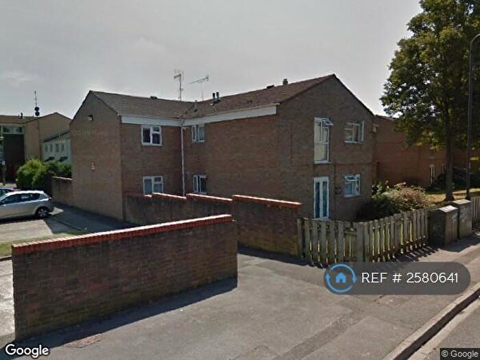 1 Bedroom Flat To Rent In Pentland Road, Slough, SL2