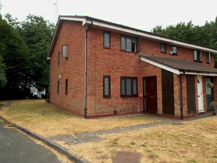 Studio To Rent In Lea Yield Close, Bournville Birmingham, B30