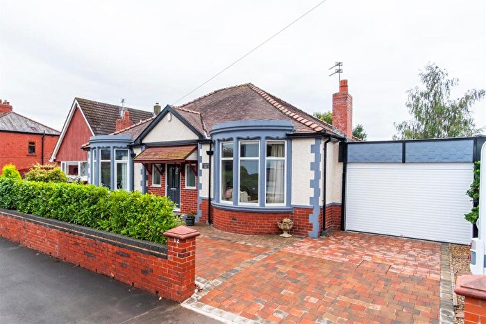 3 Bedroom Detached Bungalow For Sale In Pembury Avenue, Penwortham, Preston, PR1