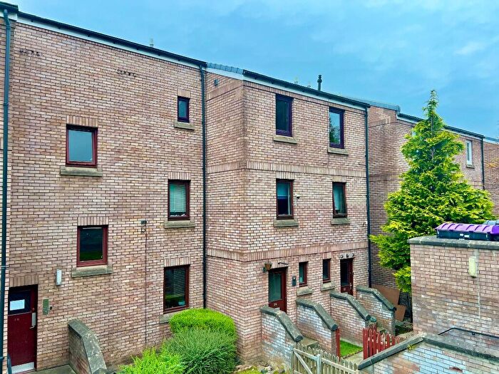 1 Bedroom Flat To Rent In Arthur Street, Leith Walk, Edinburgh, EH6