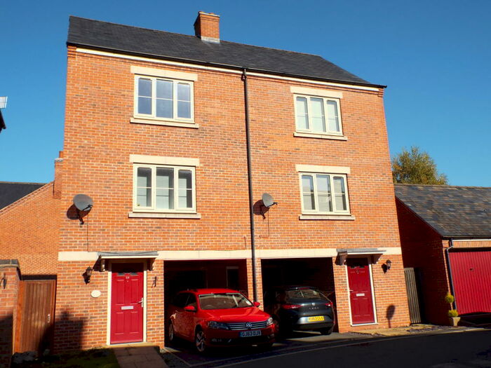 3 Bedroom House To Rent In Taylor Court, Ashbourne, DE6