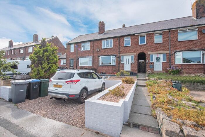3 Bedroom Terraced House For Sale In Woodside Road, Silsden, BD20