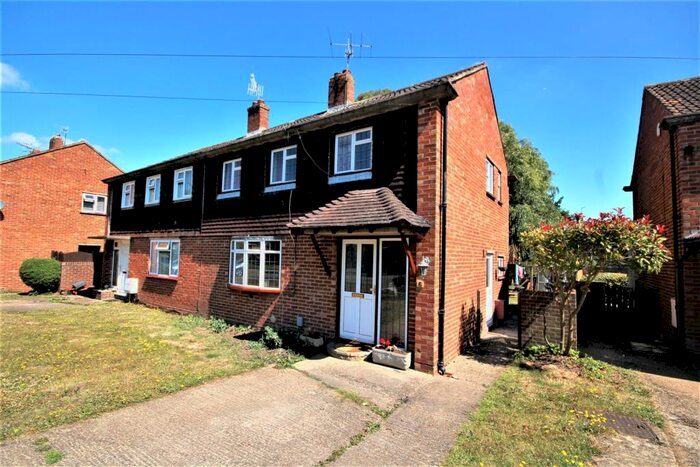 3 Bedroom House To Rent In Broomfield, Guildford, GU2